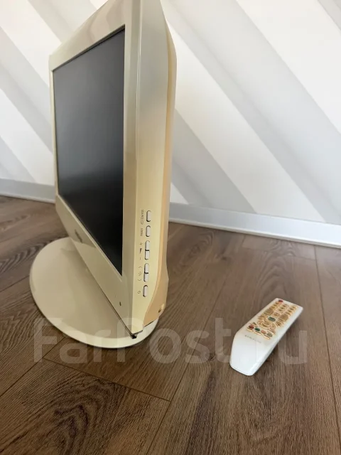 Samsung LE22D451 ����