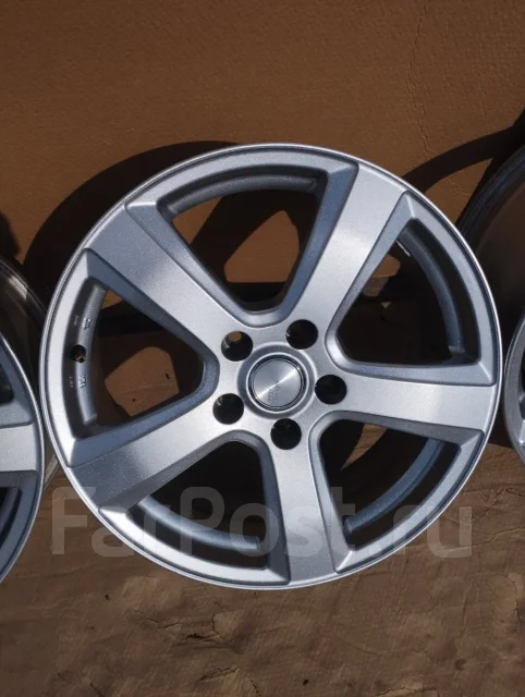 Grass HN. 7.0x17", 5x114.3, ET38, �� 72���. ����