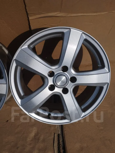 Grass HN. 7.0x17", 5x114.3, ET38, �� 72���. ����