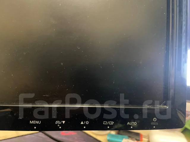 Samsung. 24" ����