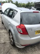 ������ ������ ����� KIA Ceed ED ���������� 924011H050 ����