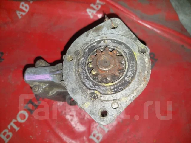 ������� Nissan Bluebird 2330005E10 EU11 2330005E10 ����