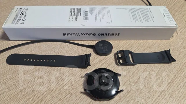 Samsung Galaxy Watch5. GPS, NFC, SIM-����� ����