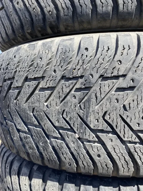 Nokian Hakkapeliitta 8 SUV. ������, ����������, �/�, ����� 30 % ����