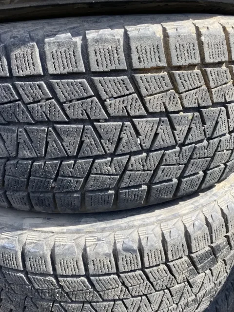 Bridgestone Blizzak DM-V1. ������, ��� �����, �/�, ����� 35 % ����