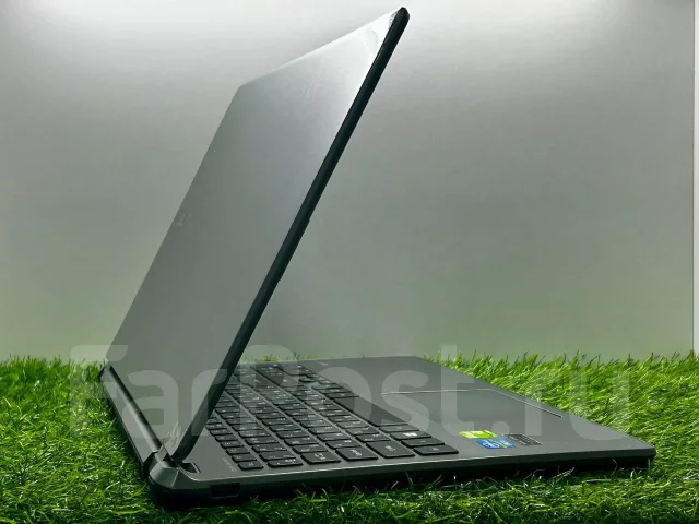 Acer Aspire. 15.6", ��� 12 ��, ���� 512���, WiFi: 1, Bluetooth: 1, ����������� �� 1��. ����