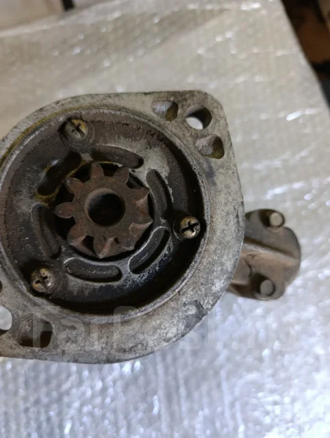������� Nissan RD28 233000Y006 ����