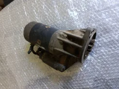 ������� Nissan RD28 233000Y006 ����