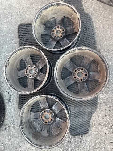 LS Wheels LS 235. 7.5x18", 5x120, ET35, �� 60,1���. ����