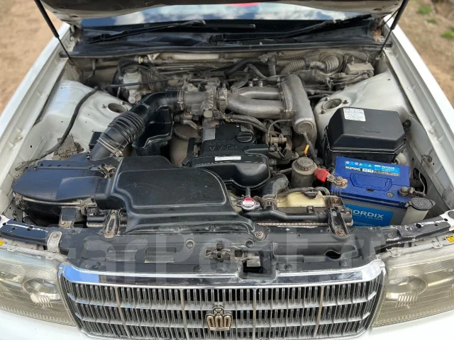Toyota Crown. �������, ������, 2.5 (200��.�.), ������, 330 000����. �� ����