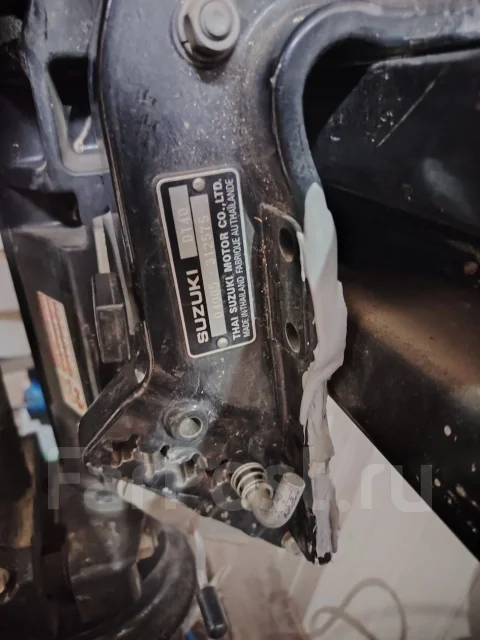 Suzuki. 40��.�., 2-�������, ����������, ���� S (381 ��), 2013 ��� ����
