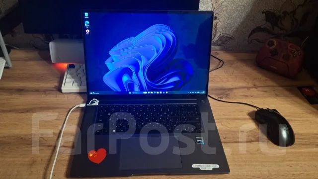 Huawei MateBook 16s CREFG-X. 16", 2,4����, ��� 16 ��, ���� 1 000���, WiFi: 1, Bluetooth: 1 ����
