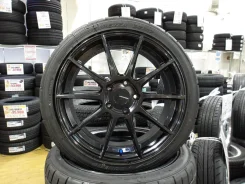 Bridgestone Potenza Adrenalin SW010