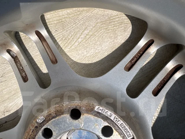 Hokuto Racing. 7.0x16", 4x100, 4x114.3, ET40, �� 73���. ����