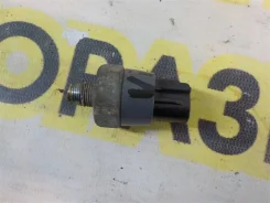 ������ �������� ����� Toyota Yaris (XP90) 2005-2013 [835300E010] 835300E010 ����
