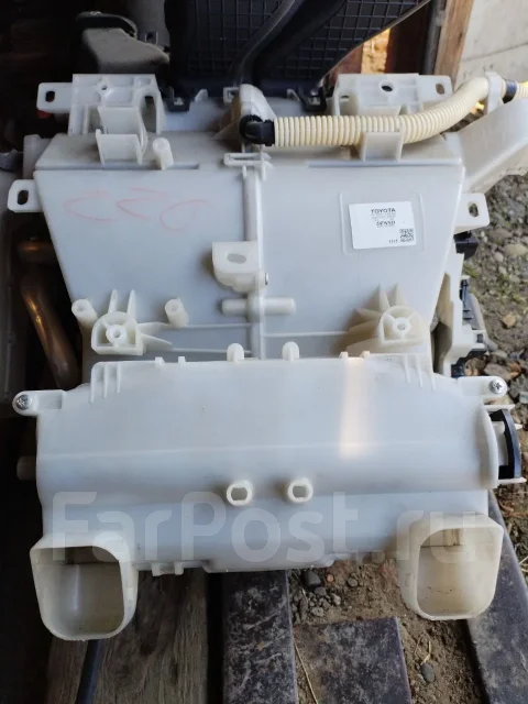 Toyota Voxy. ZRR700090757, 3ZR4112467 ����
