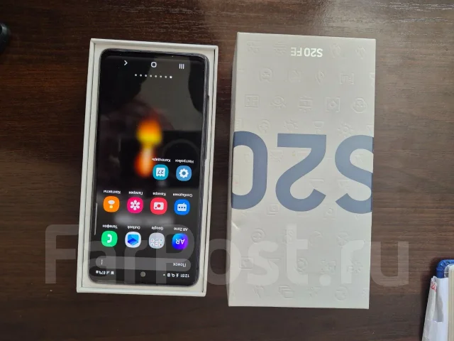 Samsung Galaxy S20 FE. �/�, 128 ��, �����, Dual-SIM ����