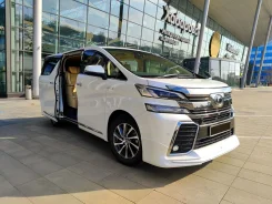 Toyota Alphard. � ��������� ����