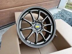 Advan F15. 8.5x19", 5x112, ET35, �� 66,6���. ����
