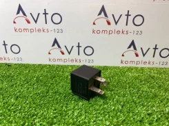 ���� Audi A4 8K0951253 B8 CDH 8K0951253 ����