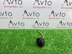 ������ Audi A3 1J0973722A 8P 1J0973722A ����