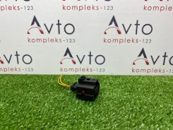 ������ Audi A5 1J0973722A 8T 1J0973722A ����