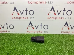 ������ ����������� ������� Audi A1 2010 8Z0820535 8X CAXA 8Z0820535 ����