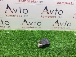 ���� Audi Q3 2011 4H0951253C 8U CPSA 4H0951253C ����