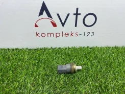 ������ ����������� Audi A3 2010 06A919501A 8P 06A919501A ����