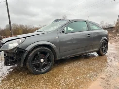 Opel Astra GTC ����