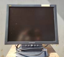 ViewSonic. 15", ���������� �� (LCD, LED, QLED) ����