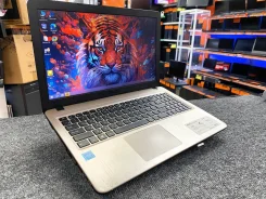 Asus. 15.6", ��� 4 ��, WiFi: 1, Bluetooth: 1 ����