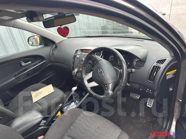 ������� Kia Ceed 2007-2012 21139511 361002A300 ����