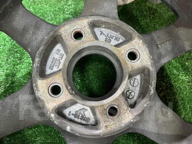 AVS Model 6. 7.0x16", 4x114.3, ET30 ����