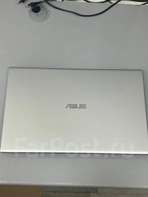 Asus VivoBook 17. 17.3", 2,6����, ��� 8 ��, ���� 256���, WiFi: 1, Bluetooth: 1 ����