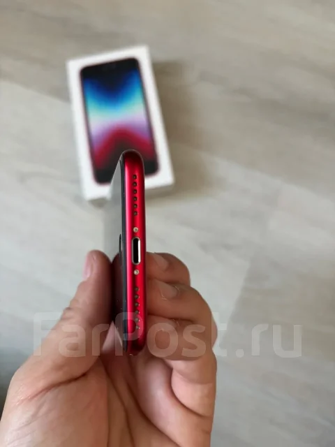 Apple iPhone SE 2022. �/�, 128 ��, �������, 3G, 4G LTE, 5G, NFC, eSIM, ������� �������, ������������ ������� ����