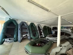 ������ 280 E. 2025 ���, ����� 2,8��., ��������� ��� ��������� ����
