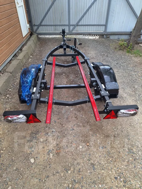 ����� �������� ������ MAX Trailer. �/�: 500���., �����: 750���. ����
