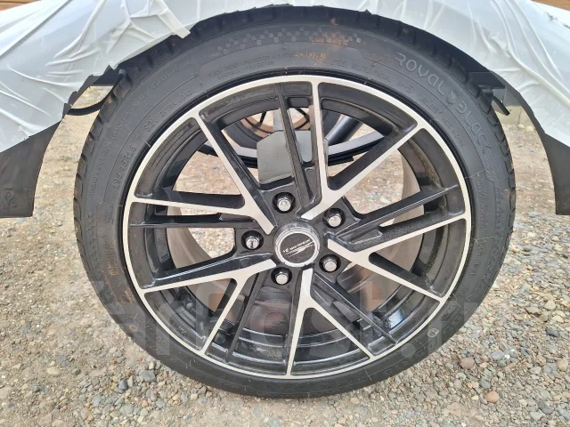 ����� �������� ������ MAX Trailer. �/�: 500���., �����: 750���. ����