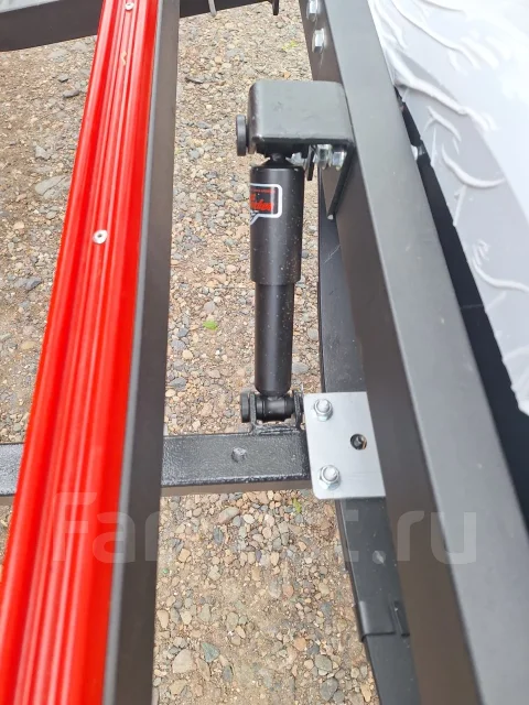 ����� �������� ������ MAX Trailer. �/�: 500���., �����: 750���. ����