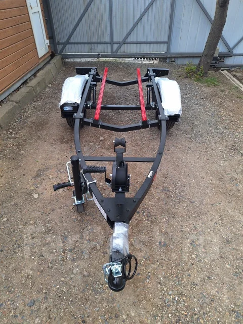 ����� �������� ������ MAX Trailer. �/�: 500���., �����: 750���. ����