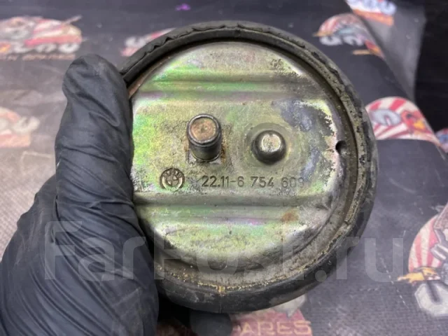������� ��������� BMW E39 22116754608 22116754608 ����