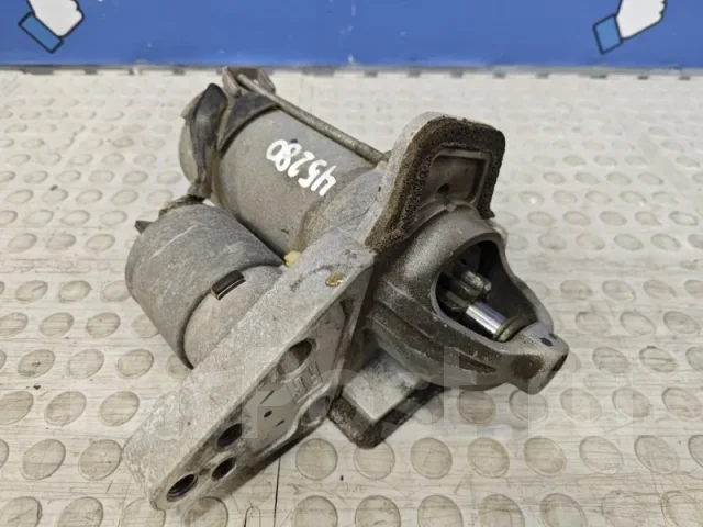 ������� Renault Arkana 233003475R 233003475R ����