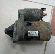 ������� Mitsubishi Carisma (JS925) MD301350 ����
