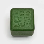 ���� 4 � ���������� GM 573 / 03447012 (12V, 30A) 03447012 ����