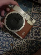 Fujifilm Instax Mini 90 ����