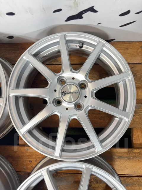 Butzi Vendetta. 5.5x15", 4x100, ET42, �� 73,1���. ����