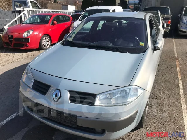 ������� Renault Megane 2 2002-2009 21187956 233004003R ����