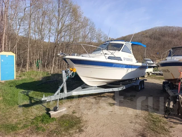 Yamaha F-26. ����� 8,5��., ��������� ���������, 250��.�., ������ ����