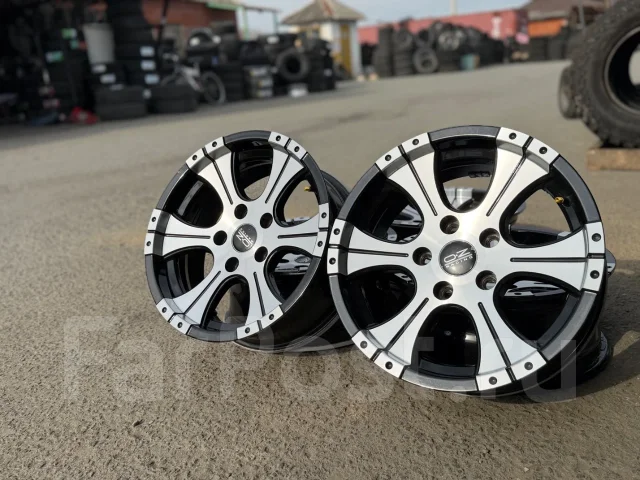 OZ Racing. 6.0x15", 5x114.3, ET-10, �� 73,1���. ����